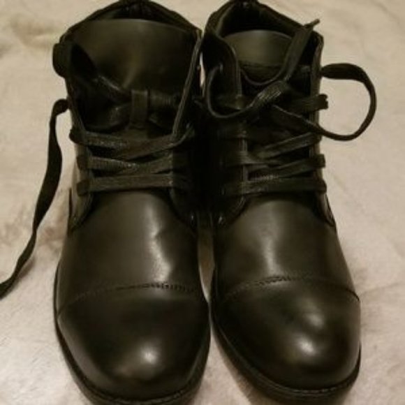 Kenneth Cole unlisted "Break Cover" Cap Toe Boot👢 - Picture 14 of 16